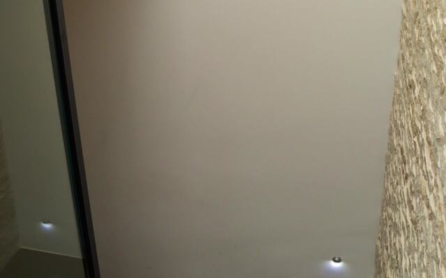 House the 13 Fountains