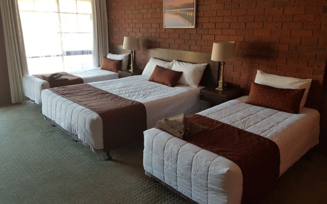 Ararat Colonial Lodge Motel – Guest Rooms – Ararat