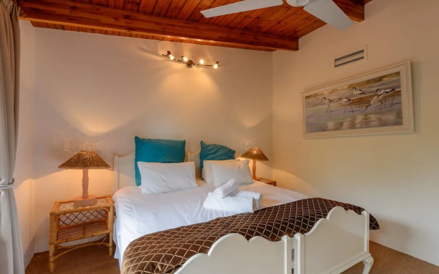 San Lameer Villa Rentals 2814