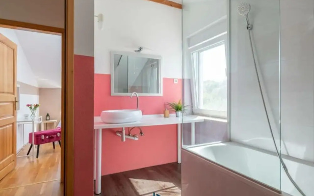 Sunshine Comfortable Holiday Residence
