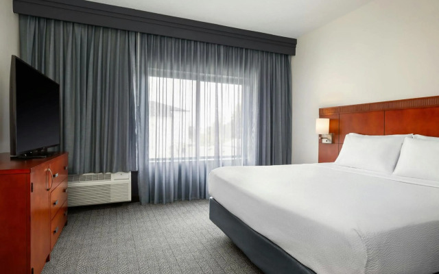 Courtyard by Marriott Minneapolis-St. Paul Airport