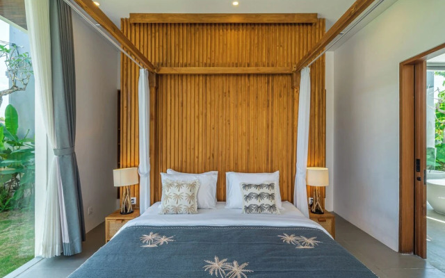 Villa Bedawang - 4BR Villa Seminyak