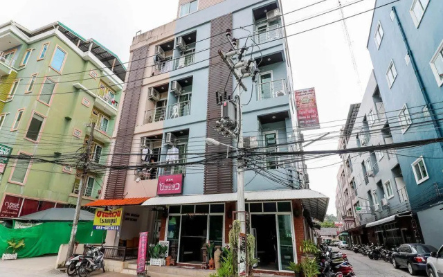 NIDA Rooms Patong Hill House