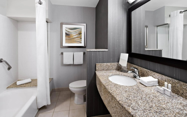 Courtyard by Marriott Raleigh North/Triangle Town Center