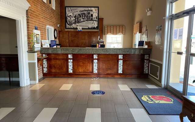 Super 8 by Wyndham Covington