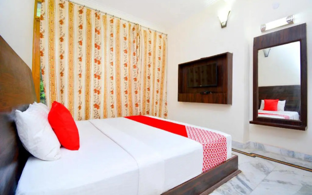 Vivek Palace Deluxe by OYO Rooms