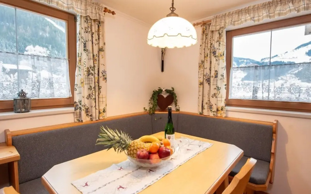 Apartment Johann in Wald im Pinzgau With Balcony