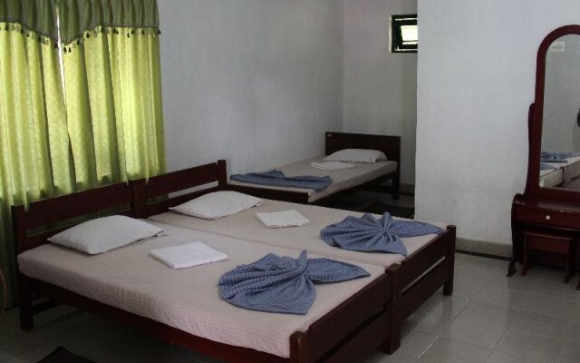 Hotel Crystal Gate