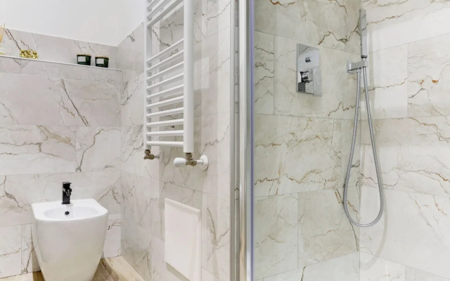 San Giovanni Cozy Apt - Home And More
