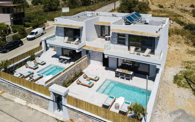 Villa Daphne-Naiades/ 2 bedrooms,luxury,beachfront