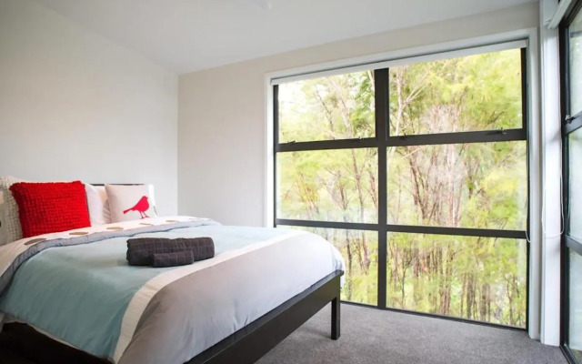 The Treehouse - Kaiteriteri Holiday Home