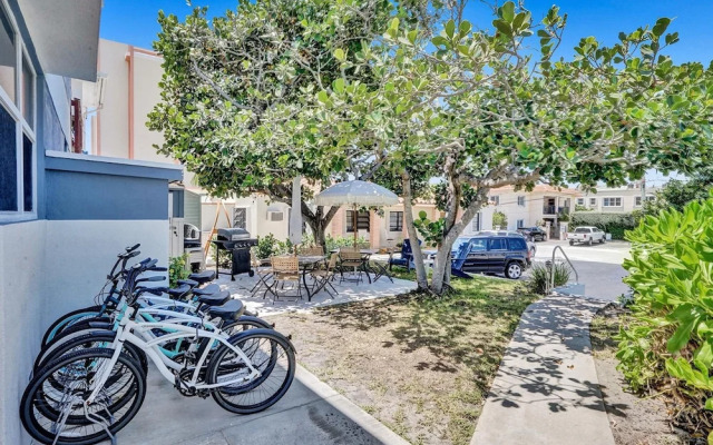 Marine Villas 4 in Hollywood