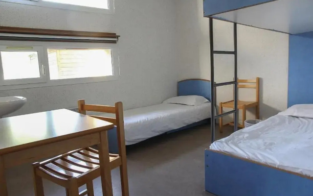 Auberge de Jeunesse HI Genets