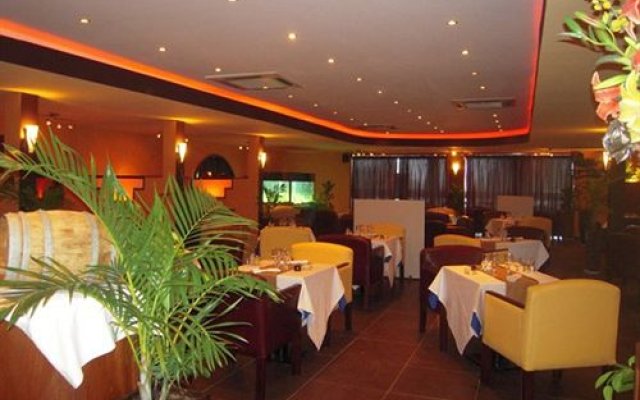 Airport Hotel Dakar