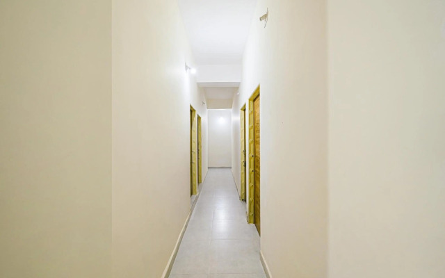 OYO 85156 Prateek A1 Residency