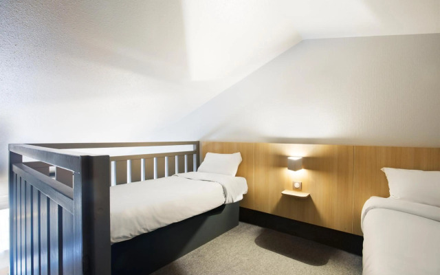 B&B HOTEL Lyon Saint-Priest