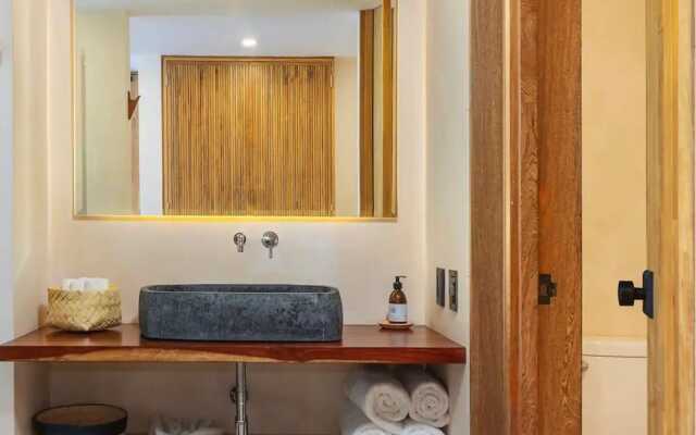 Imox Penthouse