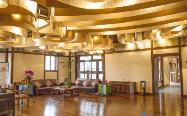 Great Wall Academy Inn