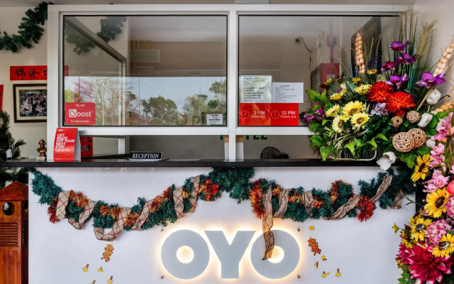 OYO 614 D'PINETREES Hotel