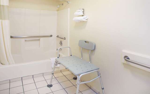 Travelodge by Wyndham Indio