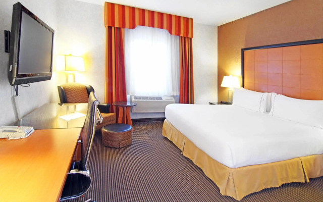 Holiday Inn Express Hotel & Suites Calgary S-Macleod Trail S by IHG