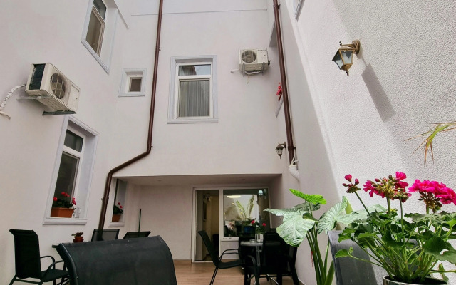 Villa Central