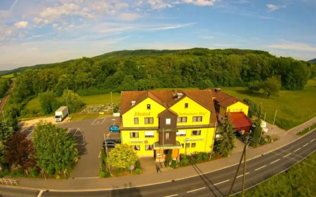 Hotel Nehrener Hof