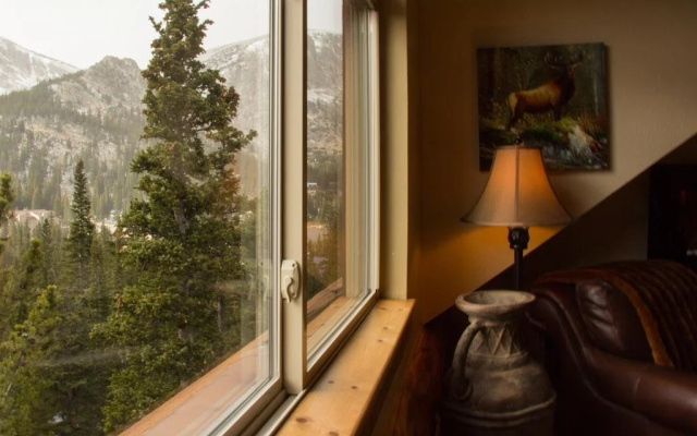 The Silver Lake Lodge