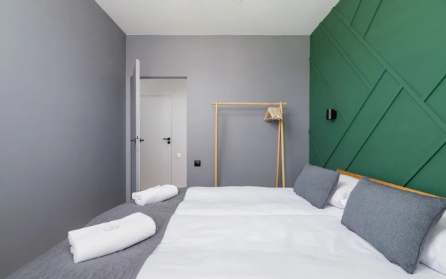 Chełmońskiego by Renters Prestige