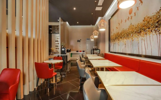 Huating Hotel · Zhixuan Designer Hotel (Guiyang Jinrong Branch)