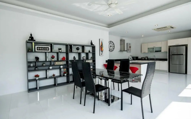 Kamala Contemporary 3 Bedrooms Pool Villa