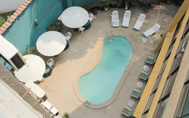 Hotel Alcala del Rio
