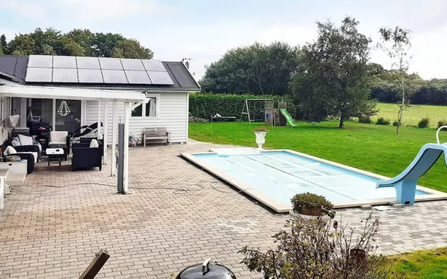 10 Person Holiday Home in Rodvig Stevns-by Traum