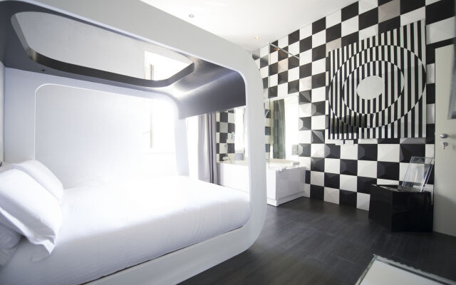 iRooms Central Station