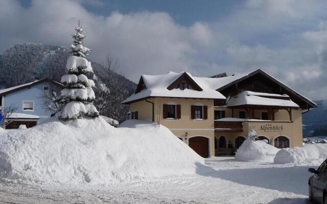 Appartements Ferienwohnungen Alpenblick