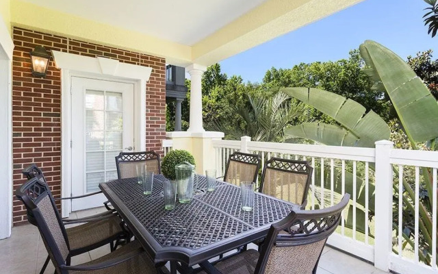 W243 - 3 Bedroom Condo in Reunion