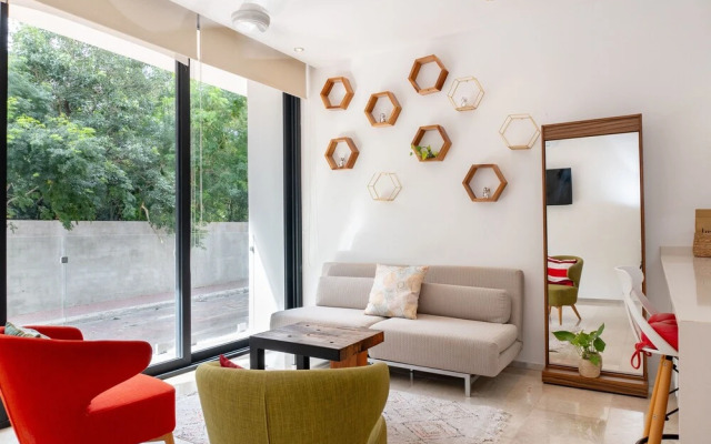 Menesse On The Beach 5 1 Bedroom Condo