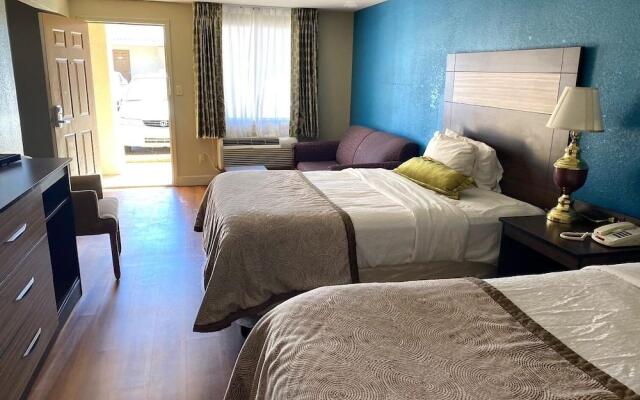 Stratford House Inn and Suites