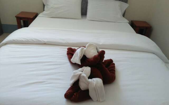 Top Harvest Rental Hostel