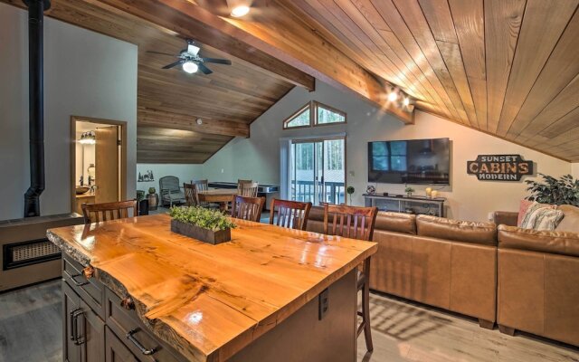 Modern Cabin - 2 Mi to Speelyi Beach!