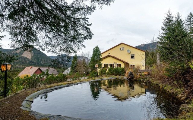 Spacious Holiday Home in Styria Amid Forest