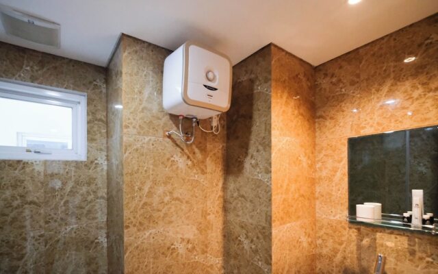 Exclusive And Spacey 3Br At Grand Sungkono Lagoon Apartment