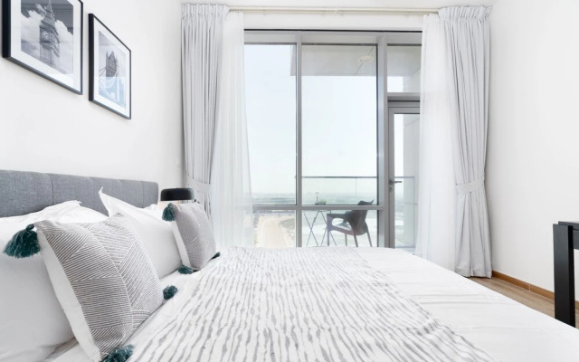 Superhost - Stunning Canal And City Views From This Condo