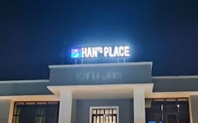 Hans Place Hotel