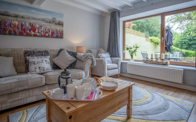 Wern Y Glais - 2 Bedroom Cottage - Glais