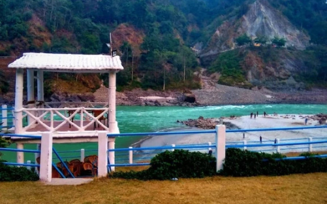 VNA Rafting Camp