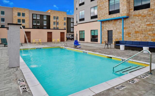 TRU by Hilton Terrell