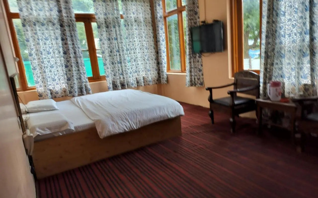 Sky Light Guest House