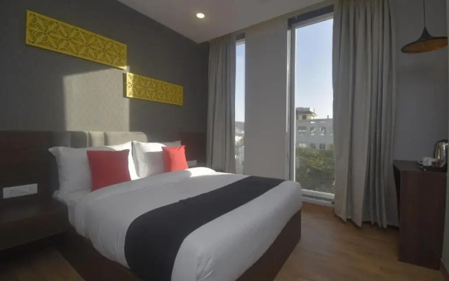 Ka10 SQUARE HOTEL & BANQUETS
