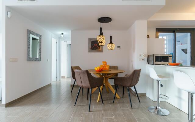 Apartment La Cala With Pool